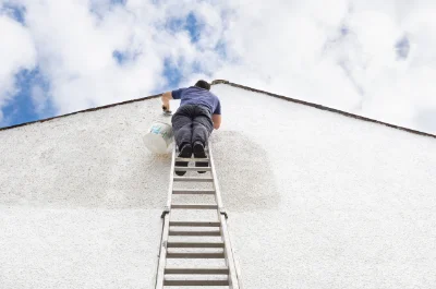 Peinture extérieure à Moulhard — façades et ravalement